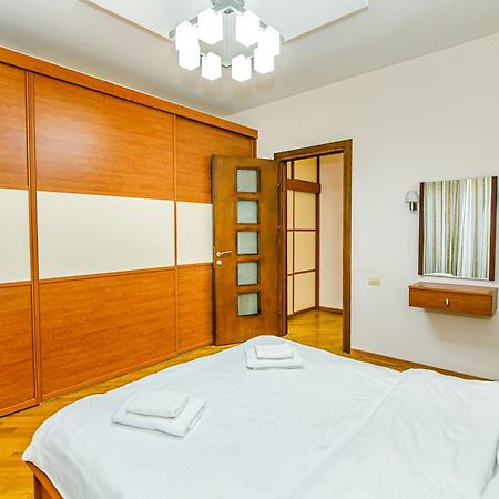 Boulevard Apartment By Baku Housing Exterior photo