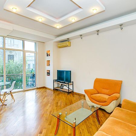 Boulevard Apartment By Baku Housing Exterior photo